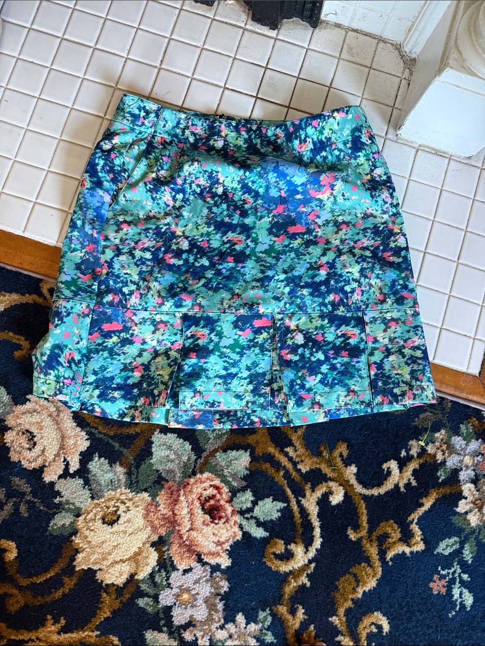 Lady‎ Hagen Floral golf Skort - worn once- excellent condition